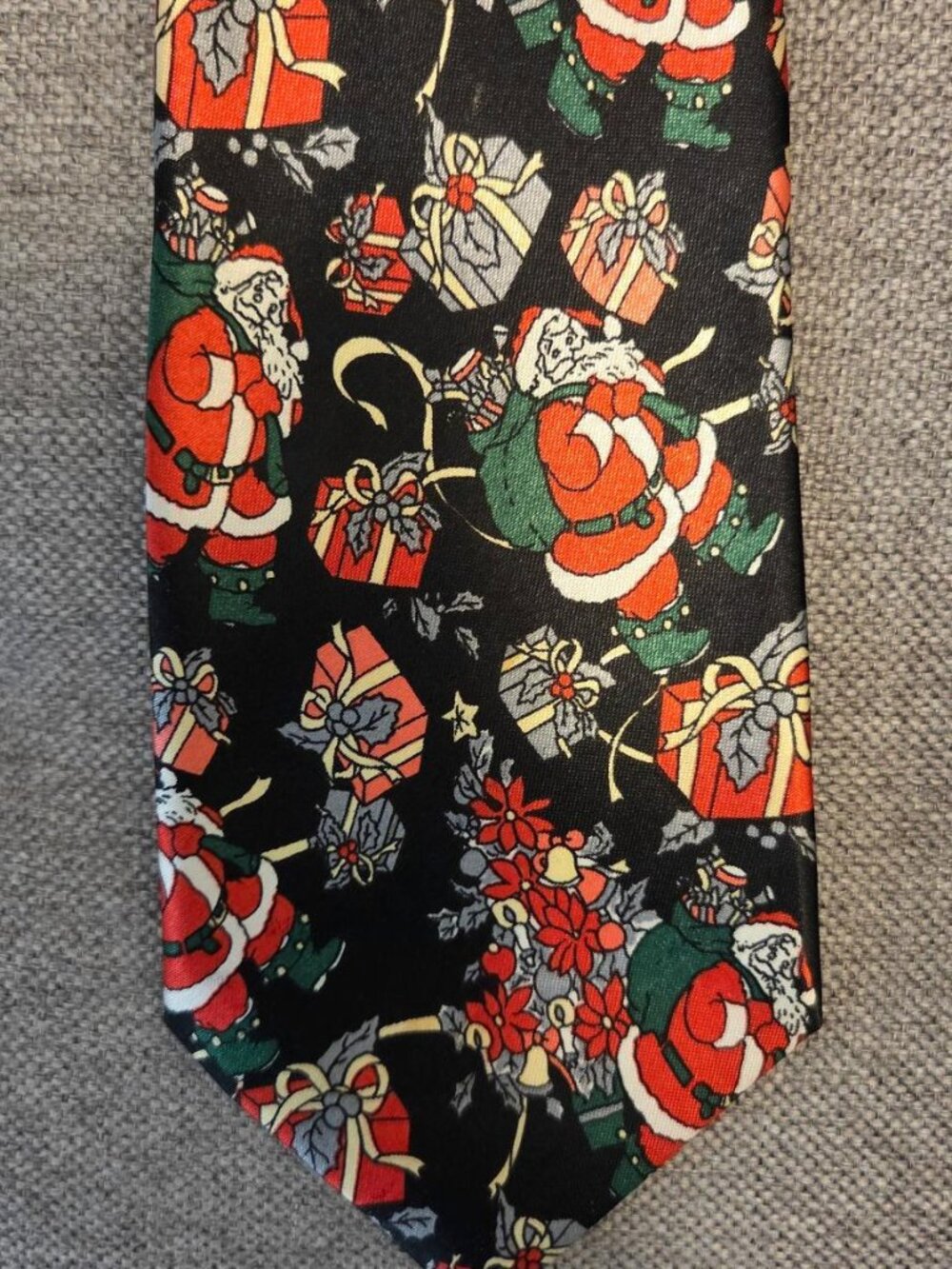 Vintage 100% Silk Christmas Tie Santa Presents Handmade Korea Black Holiday